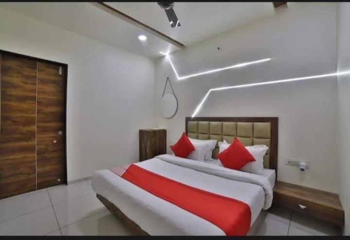 Hotel Kailash Virpur Buitenkant foto